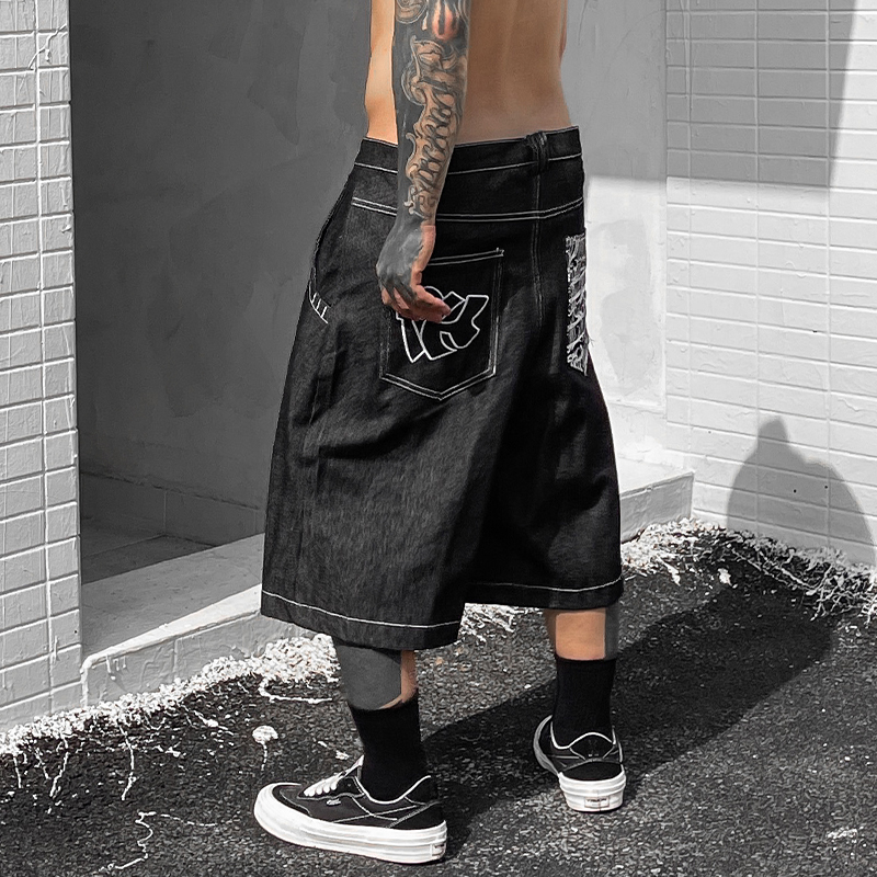 Trendy American West Coast Style Men's Loose-Fitting Jeans for Summer 2025, Original Designer Brand, Washed and Tailored Six-Point Pants