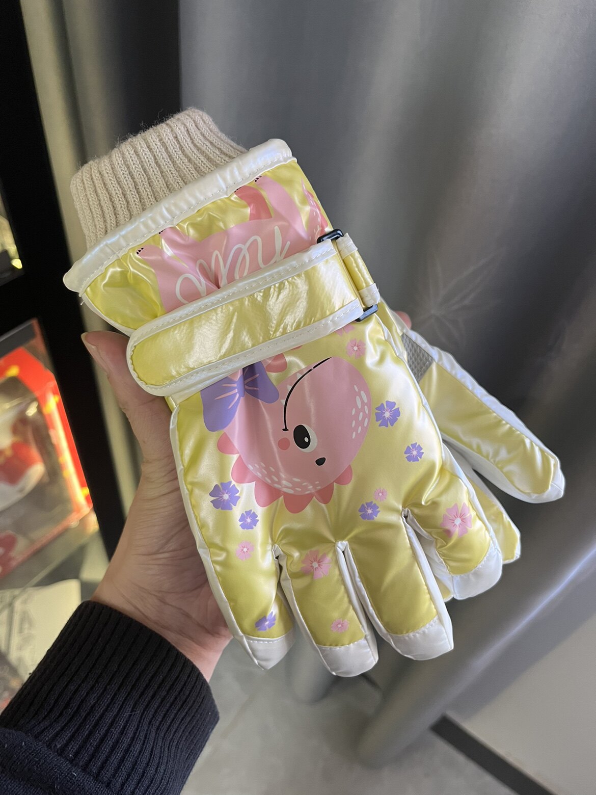 Children's cartoon cute winter PU leather thickened and velvet play snow warm gloves for boys and girls to prevent wind and cold