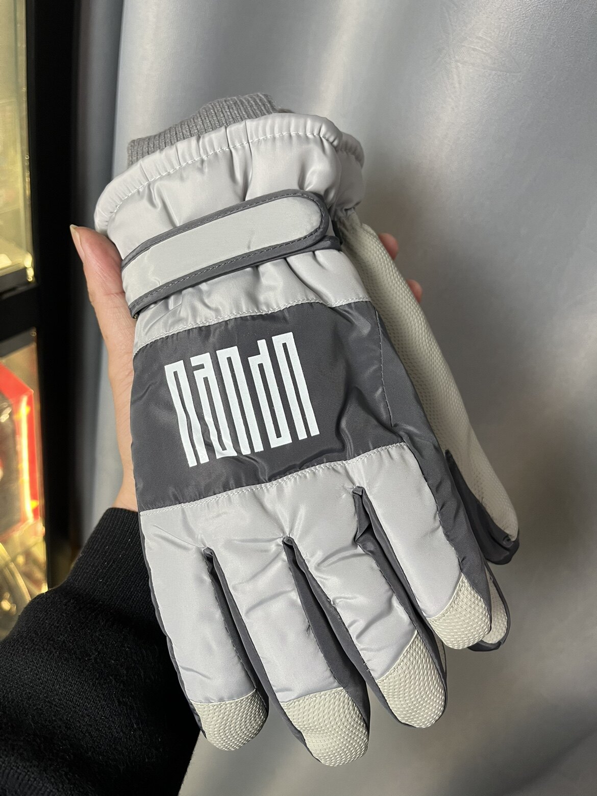 Men's sports ski gloves winter thickened warm plus velvet touch screen non-slip riding electric car wind and cold touch screen