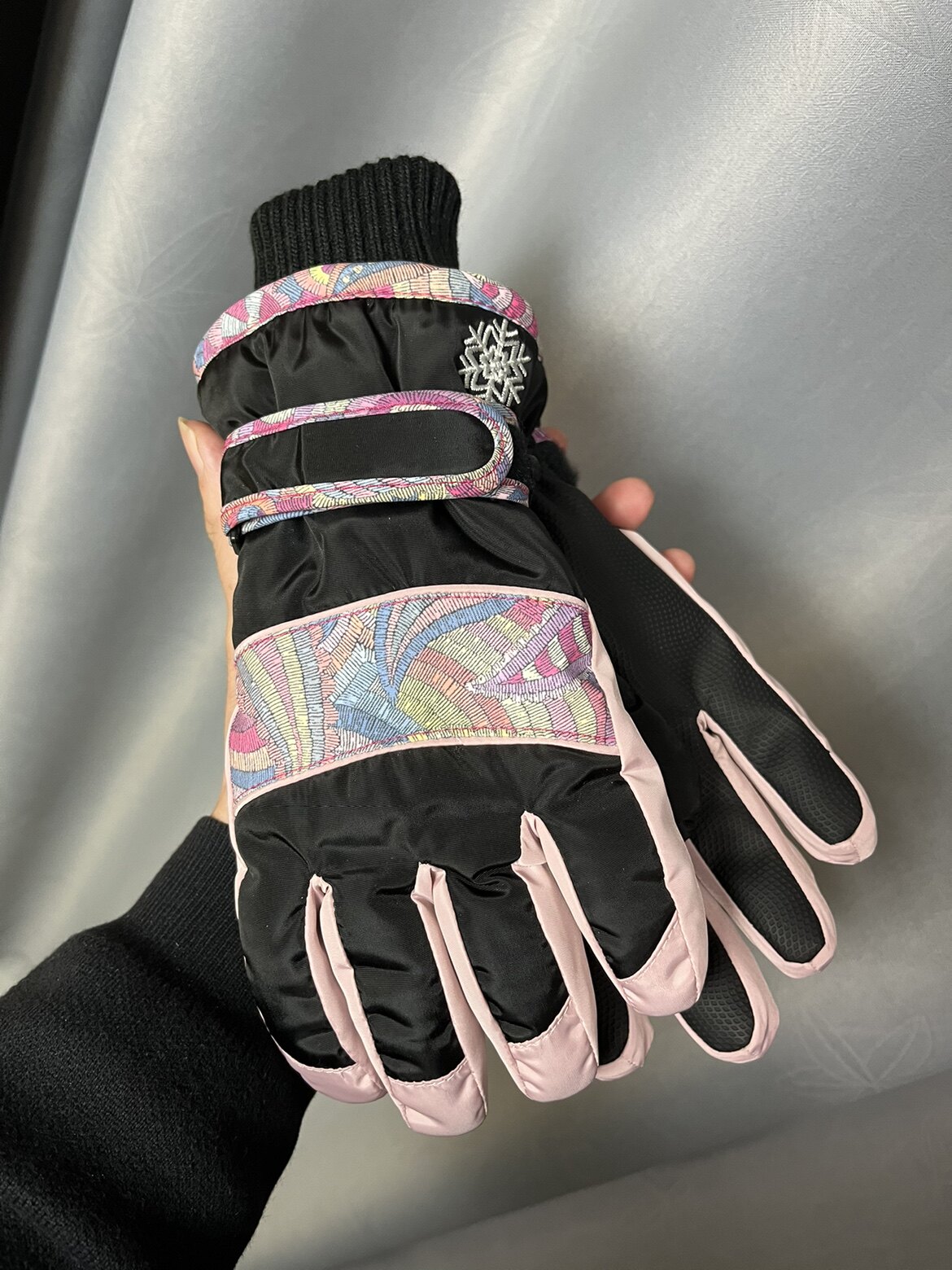Winter thickened velvet ski gloves women's non-slip touch screen waterproof wind and cold outdoor travel riding electric car