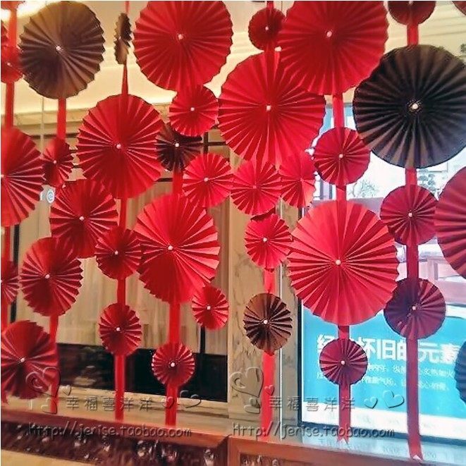 Chinese style wedding folding fan folding craft decoration wedding beauty Chen window props origami red half fan round decoration