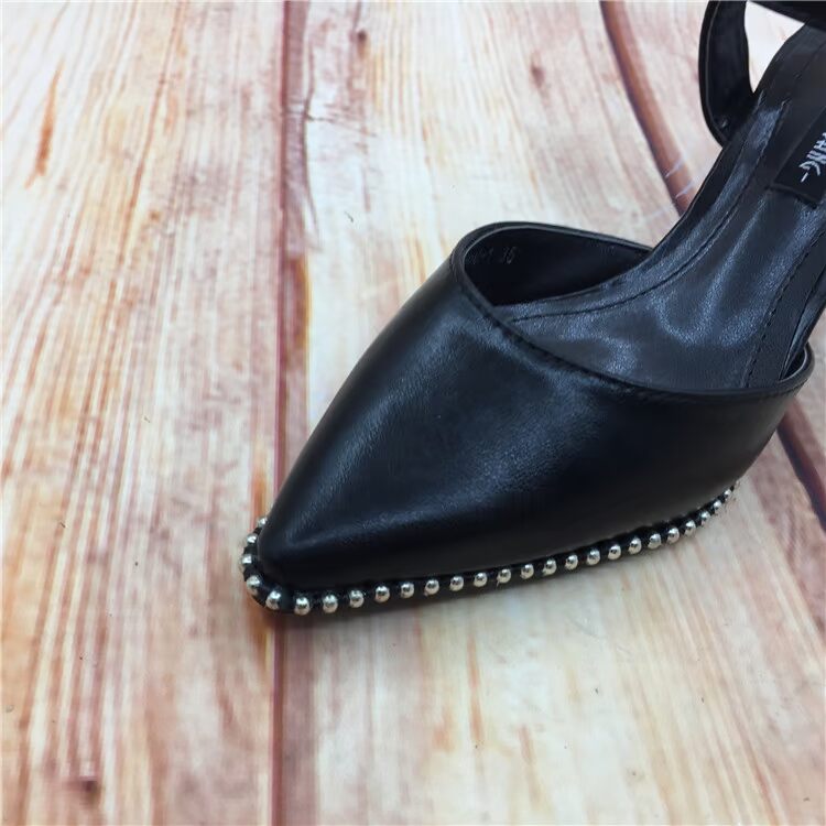 Đầm dáng châu Âu 2018 hè mới kiểu dáng sandal mỏng thời trang ngọc trai nhọn với khí chất hoang dã sandal dép xăng đan nữ