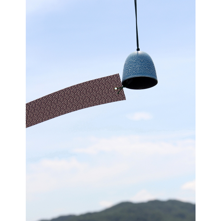 Spot Japan original import southern iron ware sea corrugated cast iron wind chimes modern Japanese home charms