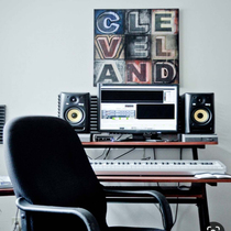 Arrangement workbench Studio workbench MIDI piano table Multi-layer keyboard rack Solid wood recording studio tuning workbench