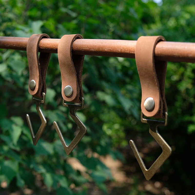 Outdoor First-Layer Cowhide Hook Tent Camping Storage Rack Accessories Picnic Tableware Buckle Clothes Drying Fixed Hook