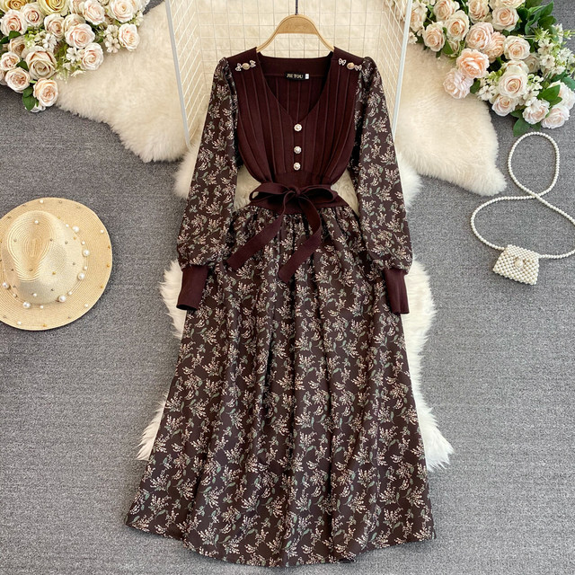 Gentle and retro temperament fake two-piece long-sleeved V-neck knitted waist slim floral A-line dress elegant long skirt