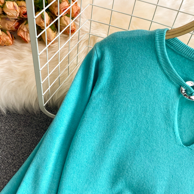 2021 autumn and winter Korean version new design sense chain slim knit sweater foreign style short long sleeve top