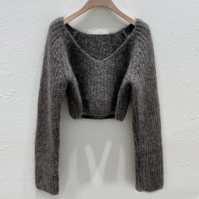 Vintage V-Neck Knit Sweater for Women, New Autumn Short Style, Versatile for Petite Figures, Korean Style Long-Sleeve Elegant Sweater Top, Trendy