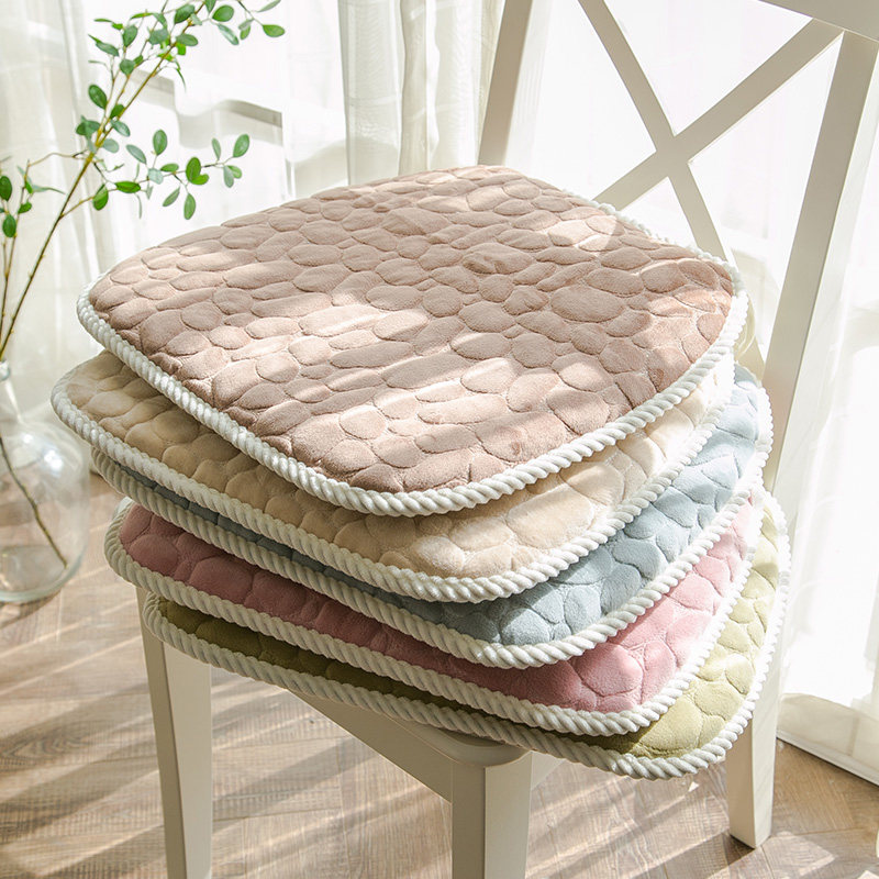 Fall and Winter Short Pluggy Chair Mat thickened Horse Horse-shaped Chair Mat Removable Simple Household Cushion Sedentary Mat