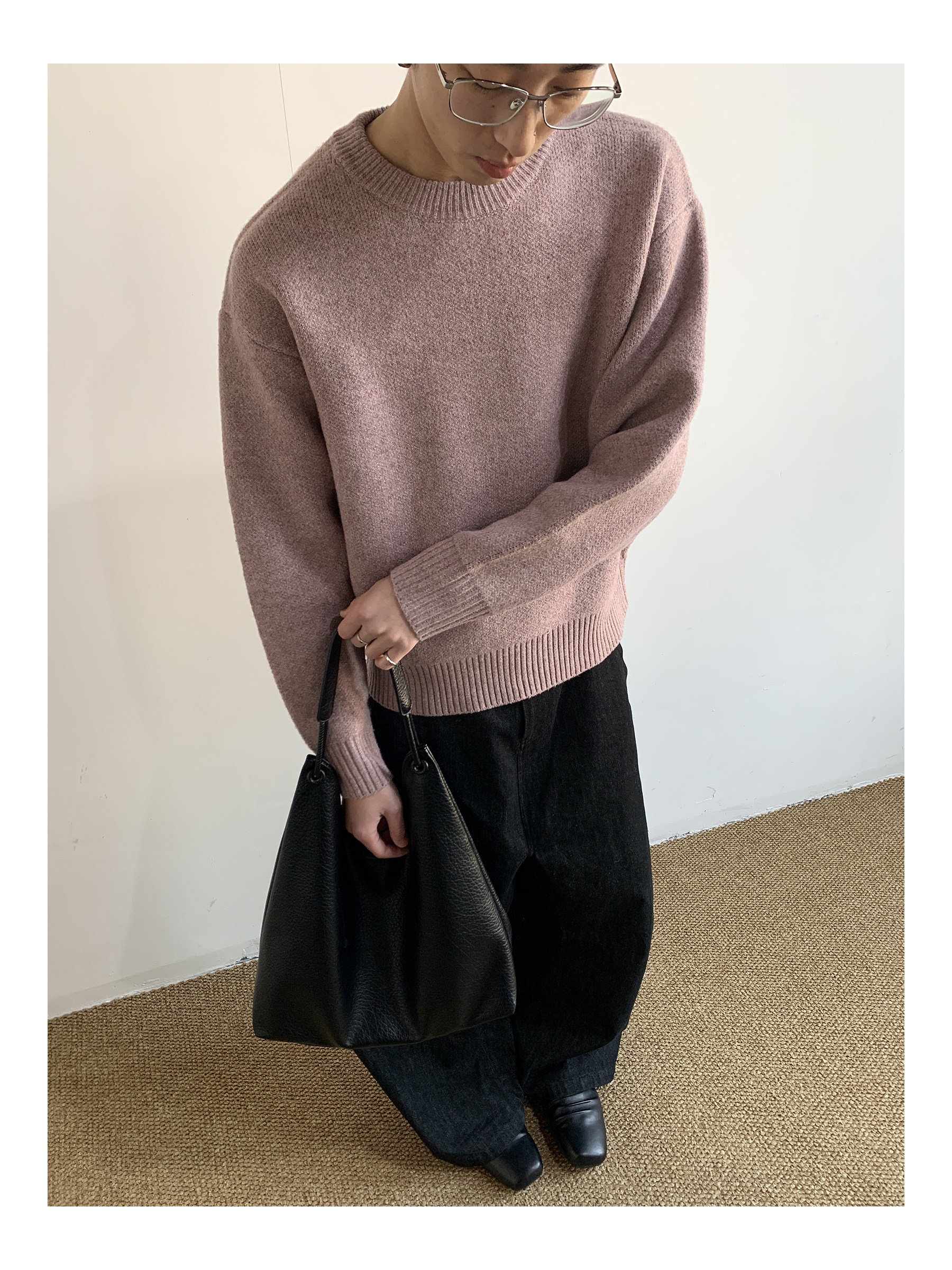 MION Thick Crew Neck Cropped Sweater