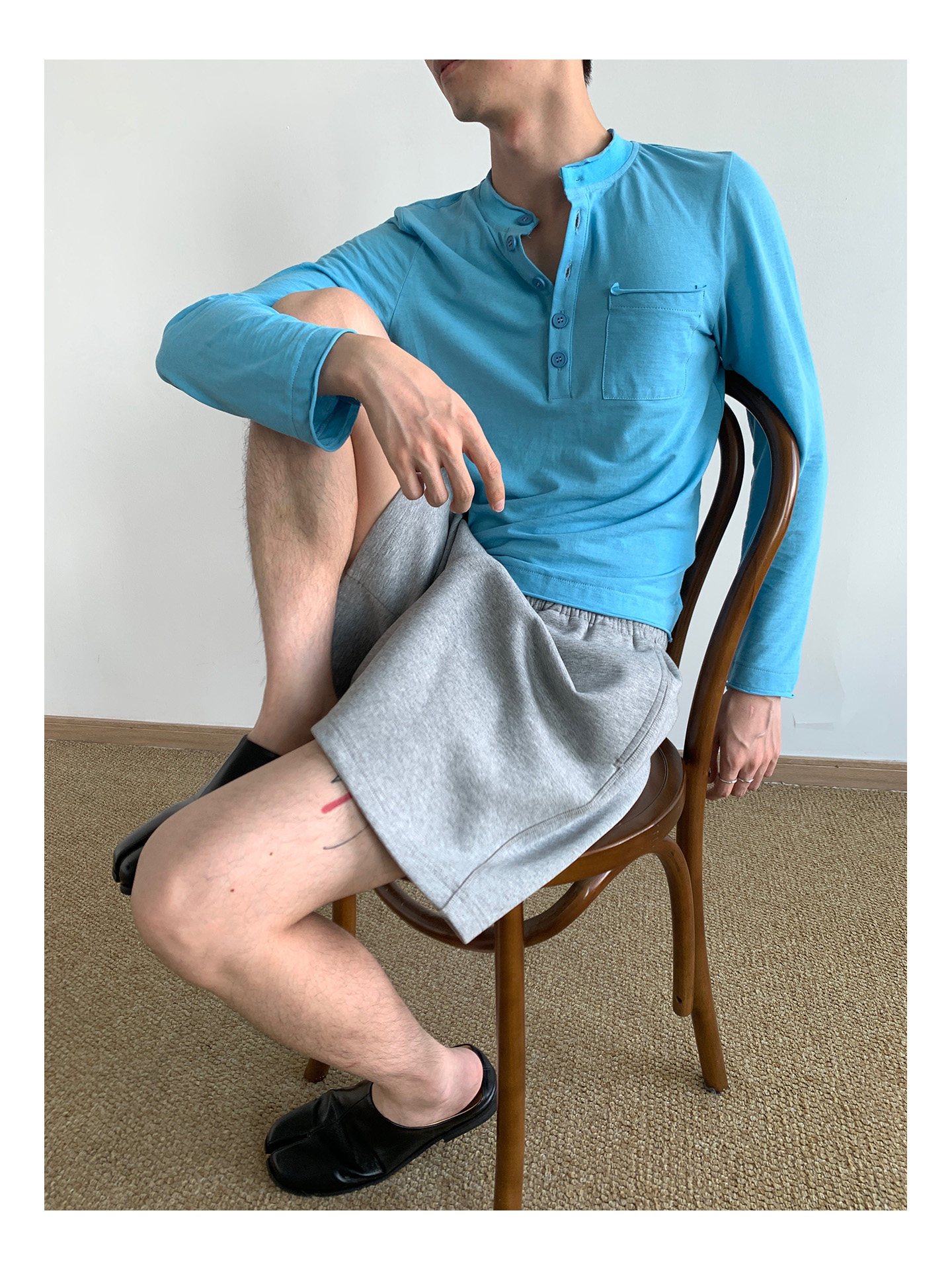 MION Henley Rolled-Edge Long-Sleeve Tee
