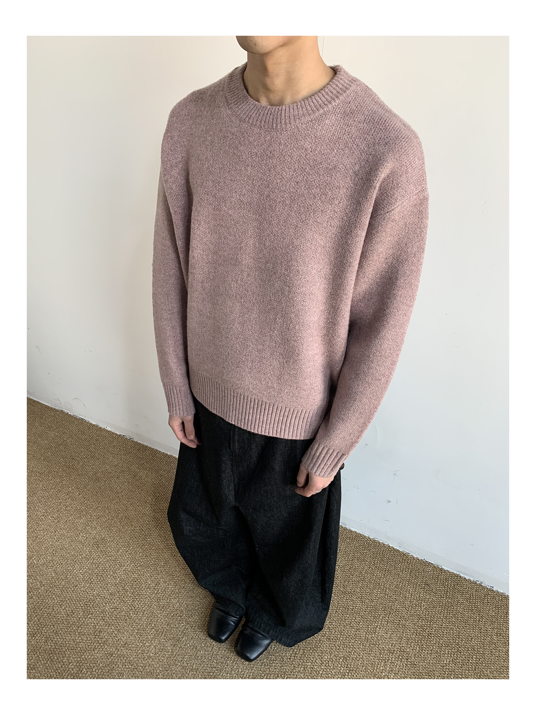 MION Thick Crew Neck Cropped Sweater