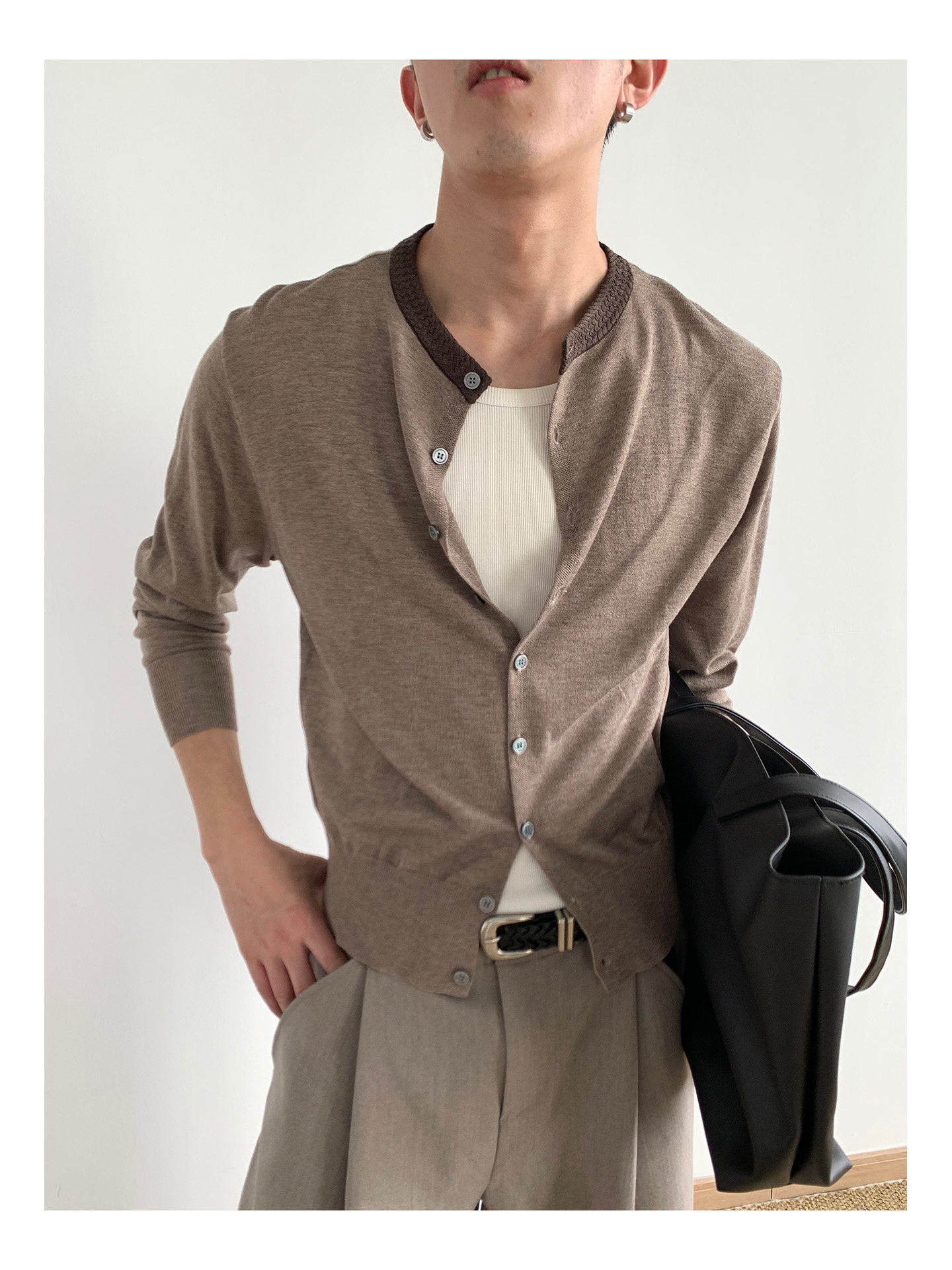 MION Contrast Colour Cropped Knit Cardigan