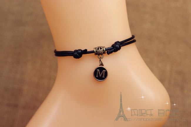 Bảng chữ cái tùy chỉnh vòng chân đôi dây đỏ handmade vòng chân thời trang đơn giản cá tính nam và nữ chân dây quà tặng nhiều lớp quanh co phụ kiện thời trang nữ
