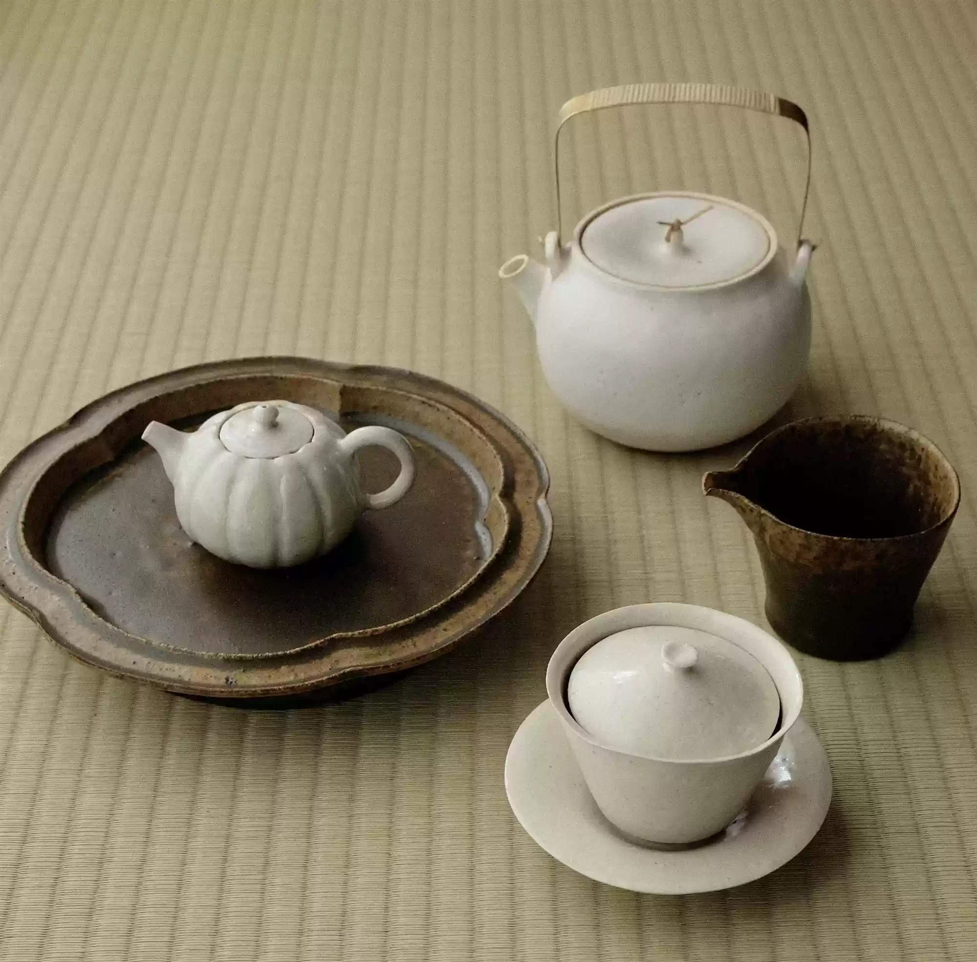 日本陶藝家三笘修作品茶壺片口茶臺黃石釉-淘寶Taobao | 天貓Tmall
