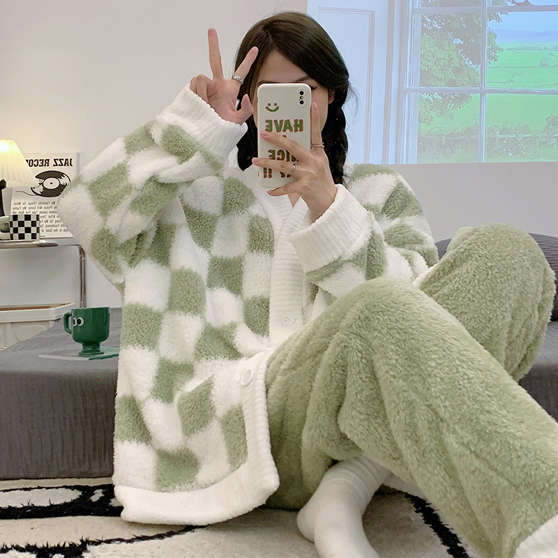 Autumn and Winter Women's Coral Fleece Pajamas 2025 New Style Petite Flannel Loungewear Set with Extra Fleece and Thickness