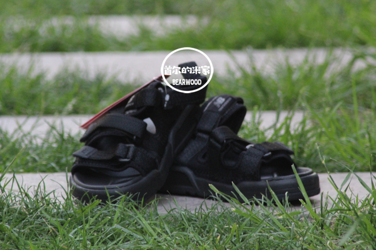 Seoul của Mijia ★ NEW BALANCE giày của nam giới giày của phụ nữ thể thao màu đen bãi biển dép SD3205BBW dép xăng đan nam