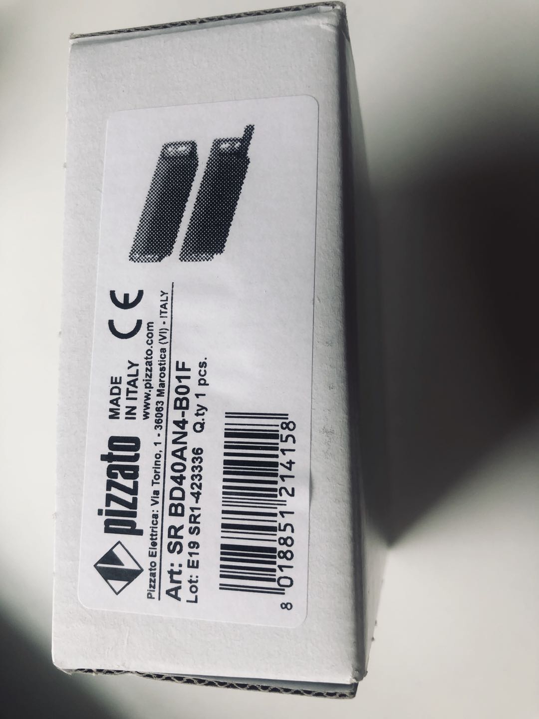 Pizzato Italian Original Imported Safety Magnetic Switch SR BD40AN4-B01F Spot Tsell