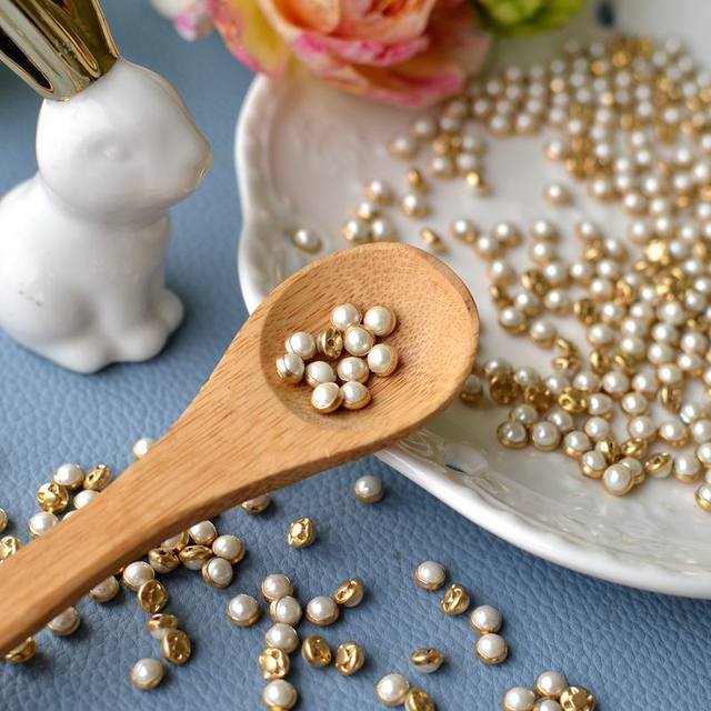 4mm mini pearl metal ປຸ່ມຂະຫນາດນ້ອຍສໍາລັບ doll clothes buttons pearl matte toy doll decorative buttons gold