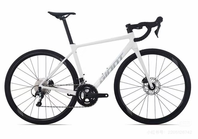 Road Bike Giant Revolt 2, Pcr Ltd 2, Tcr Adv3 Genuine Product Guaranteed Road Bike Giant Revolt 2, Pcr Ltd 2, Tcr Adv3 Genuine Product Guaranteed