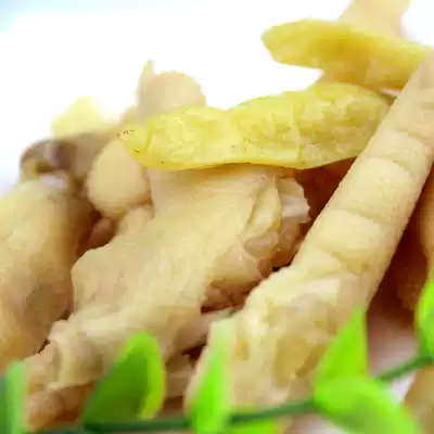 Chongqing specialty spicy snacks 90g local brand pickled pepper chicken feet Spicy Spicy