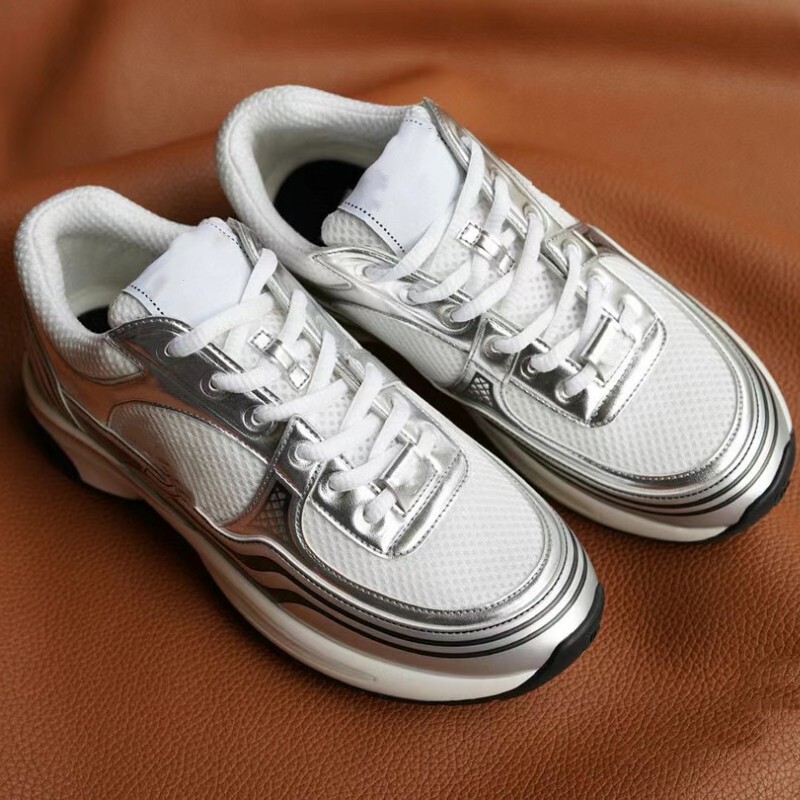 【Top】Chanel-Style Sneakers 2025 New Model Silver Horn King Runway Style Women's Shoes Mesh Casual Dad Shoes