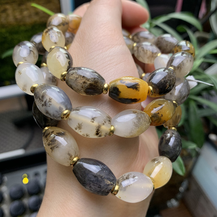 Yang Yujia Yunnan natural yellow dragon jade water grass flower road pass male and female hand string certificate new popular