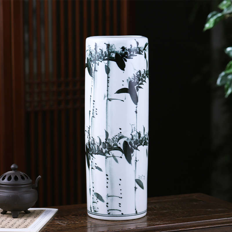 Jingdezhen ceramics lucky bamboo vases, flower arranging furnishing articles of modern Chinese style household living room straight hydroponic ornaments