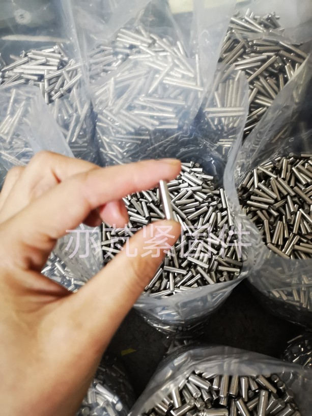 304 stainless steel pin cylindrical pin M2 5 pin fixing pin solid pin circlip Bolt GB119