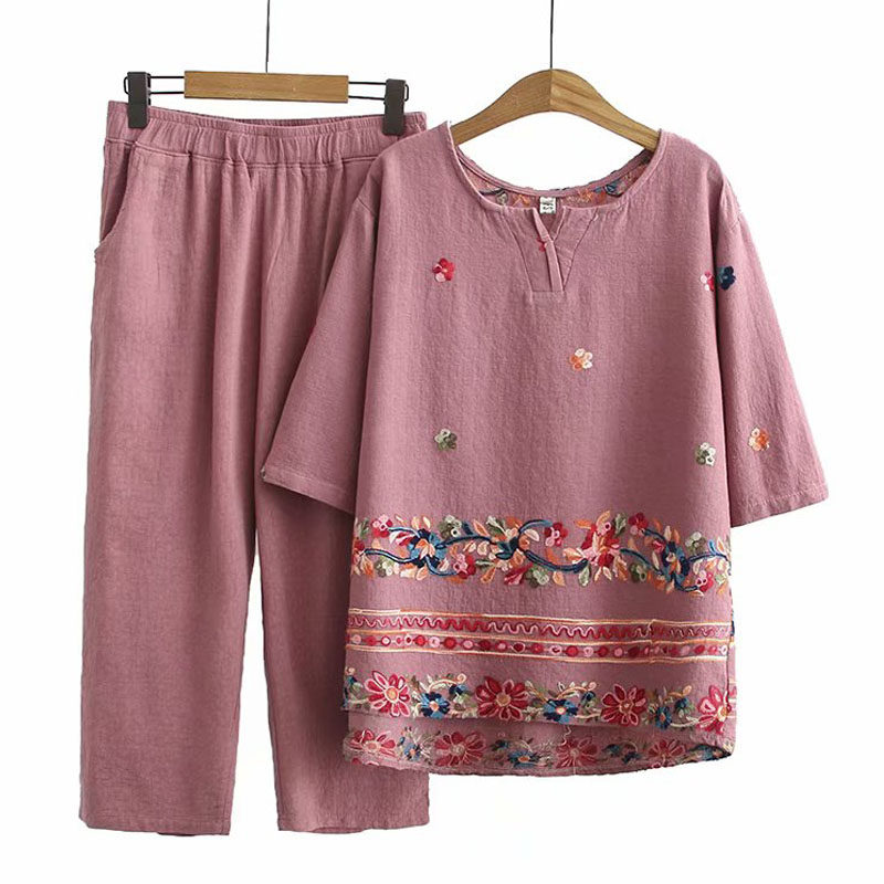 Mid-aged suit 2020 summer fit new large size loot 200 catty mother ethnic wind embroidered T-shirt seven-minute pants woman