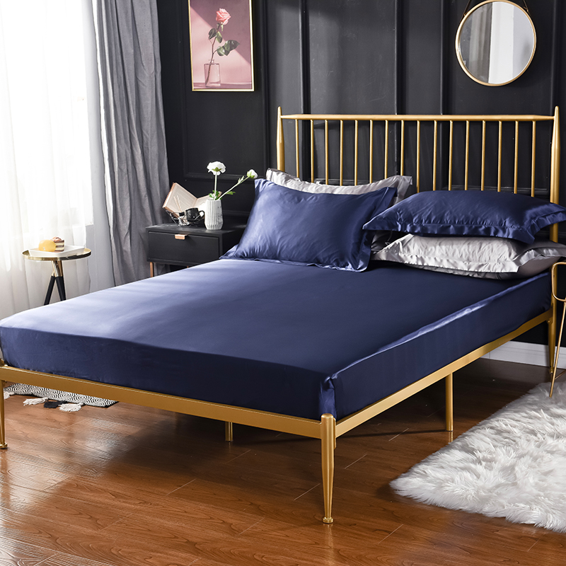 Giường lụa tơ lụa lụa tơ tằm 1,2m màu lụa lạnh và mịn 1,5m1,8m Vỏ nệm Simmons - Trang bị Covers 	ga chun trải giường 2mx2m2	