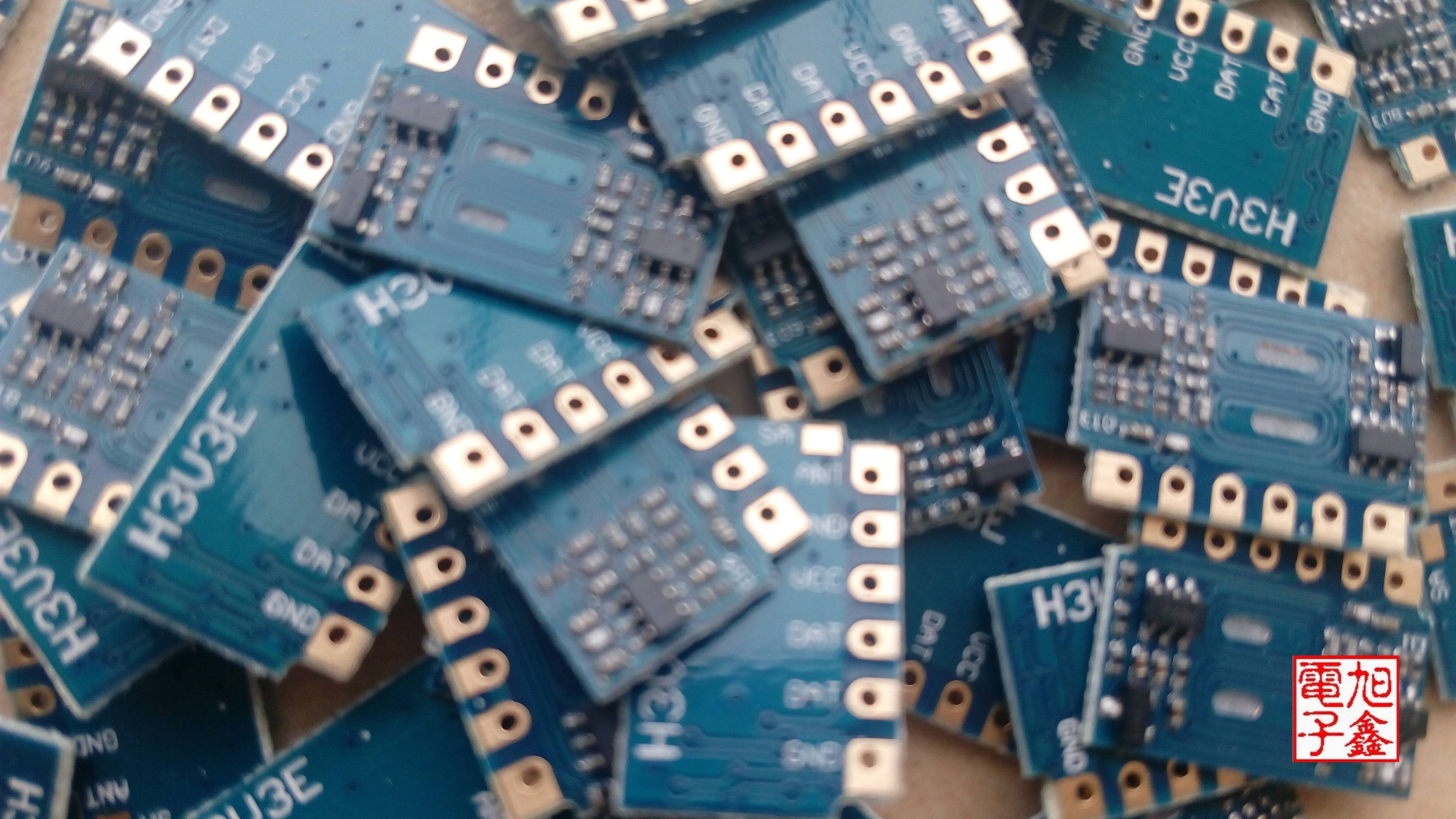 3-Volt Superheterodyne receiver module H3V3E H3V4F 315 433 micropower suitable for battery operation