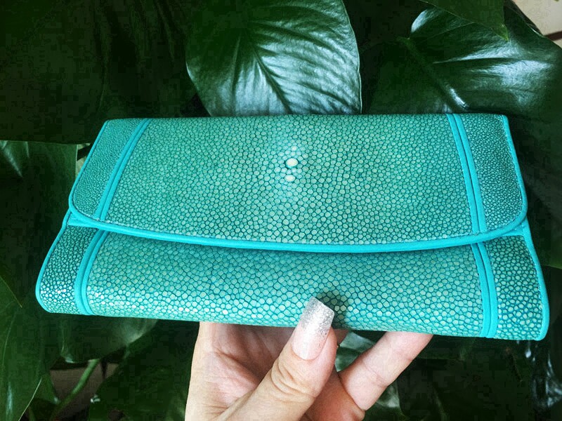 Clear Cabin Pearl Fish Leather Long Version Wallet Devil Fish Full Grinding Pearl Lady Thick leather clip Color Gorgeous Fashion ROTA