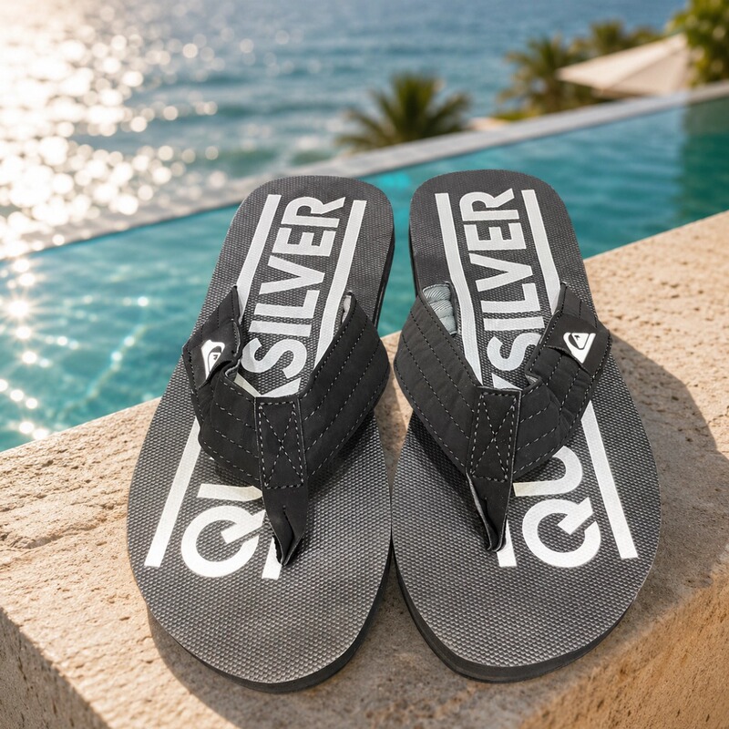 Quiksilver2026 New Model Launched Men's Trendy Brand Fashion Beach Flip-Flops Outdoor Wear-Resistant Sandals