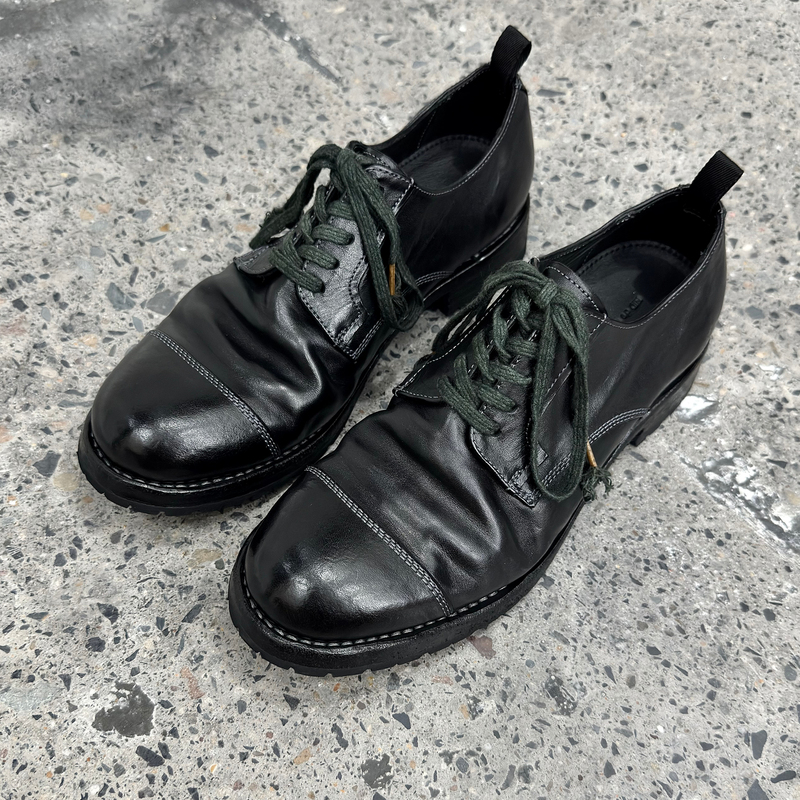 Nid De Guepes Aged-Officer Horse Leather Three-Joint Vintage Washed Distressed Derby
