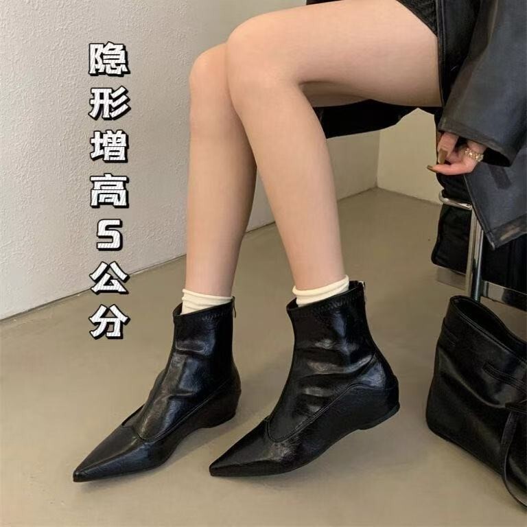 Genuine Leather Height-Increasing Versatile Stylish Slim Short Boots for Women, Winter Retro British Style, Comfortable Pointed Toe Ankle Boots for Petite Women Genuine Leather Height-Increasing Versatile Stylish Slim Short Boots for Women, Winter Retro British Style, Comfortable Pointed Toe Ankle Boots for Petite Women