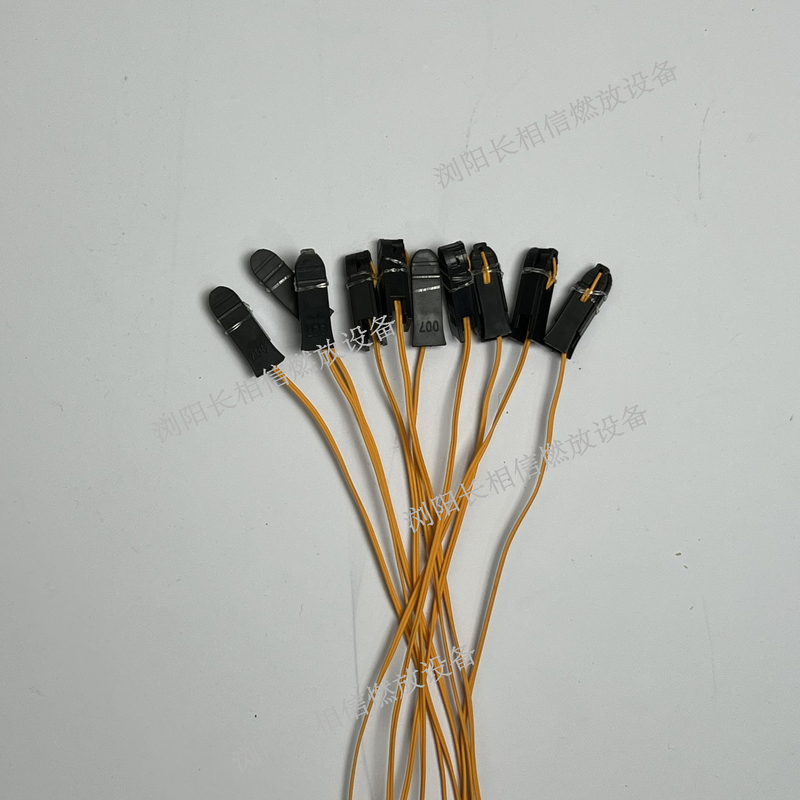 Black Cable Connector with Clip, Electronic Accessory Cable Connector