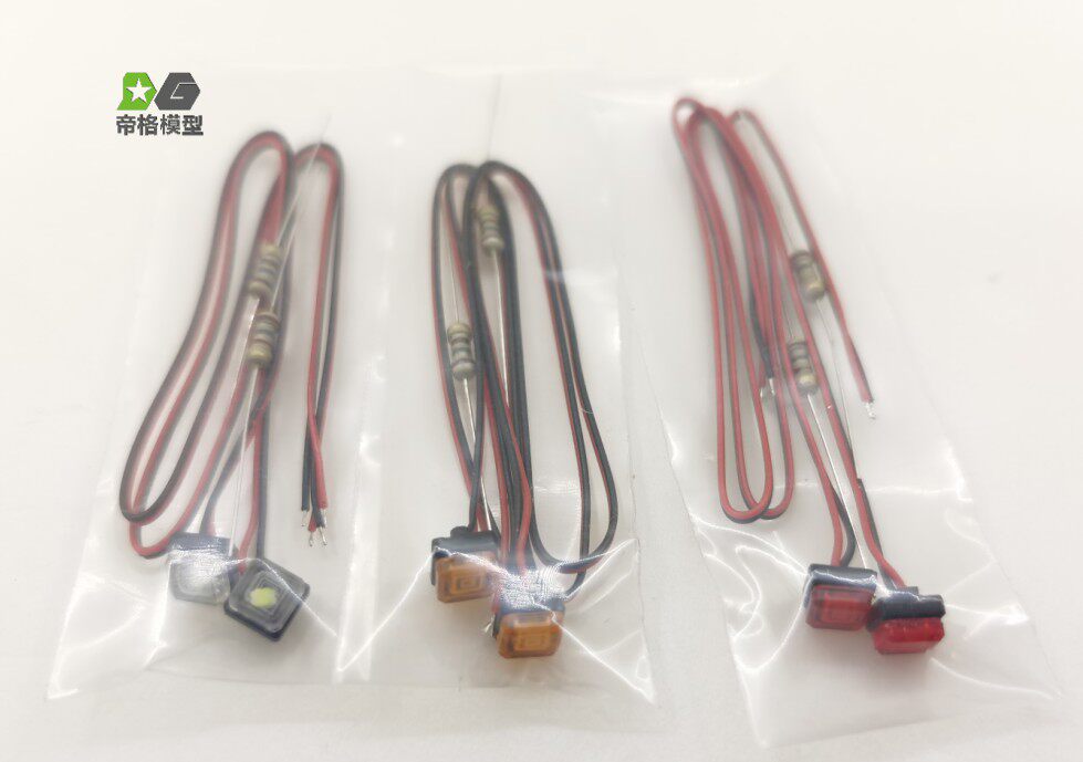 DG-Modell-Traktorkopf Tamiya 1/14 Scania 1/12 Kletterumrisslicht quadratisches Licht Geeignet für bestimmte Gruppen DIY – Detail 5