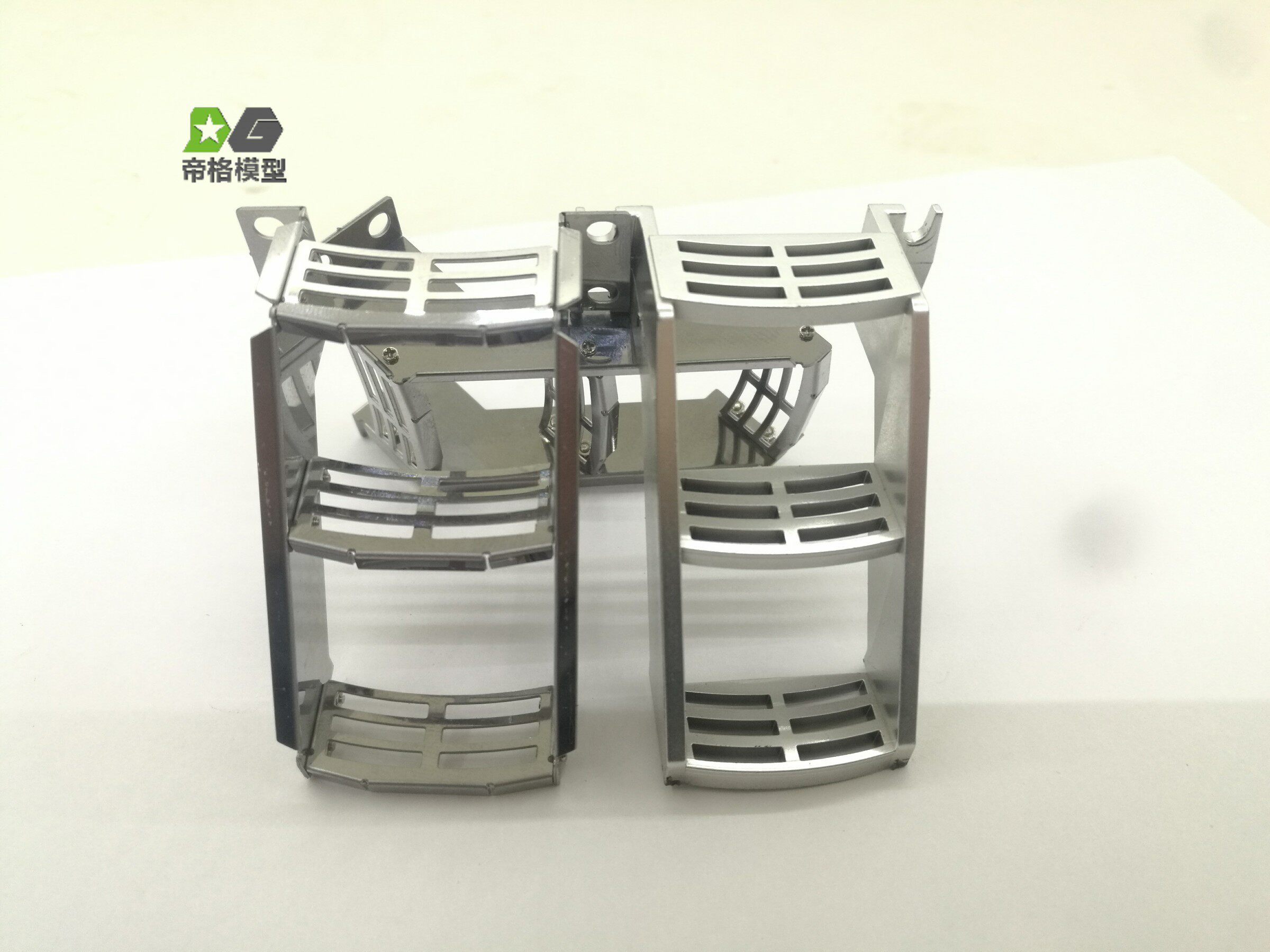 DG-Modelltraktor für Tamiya 1/14 56360 für Volvo F16 Leiter Holztransportwagen Leiter geeignet für bestimmte Gruppen DIY – Detail 3