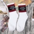 Cotton sọc khâu nam và nữ vớ Châu Âu và Hoa Kỳ vớ trượt ván đường phố chữ trong vớ vớ cotton cá tính thời trang vớ thủy triều vớ  Bít tất nữ
