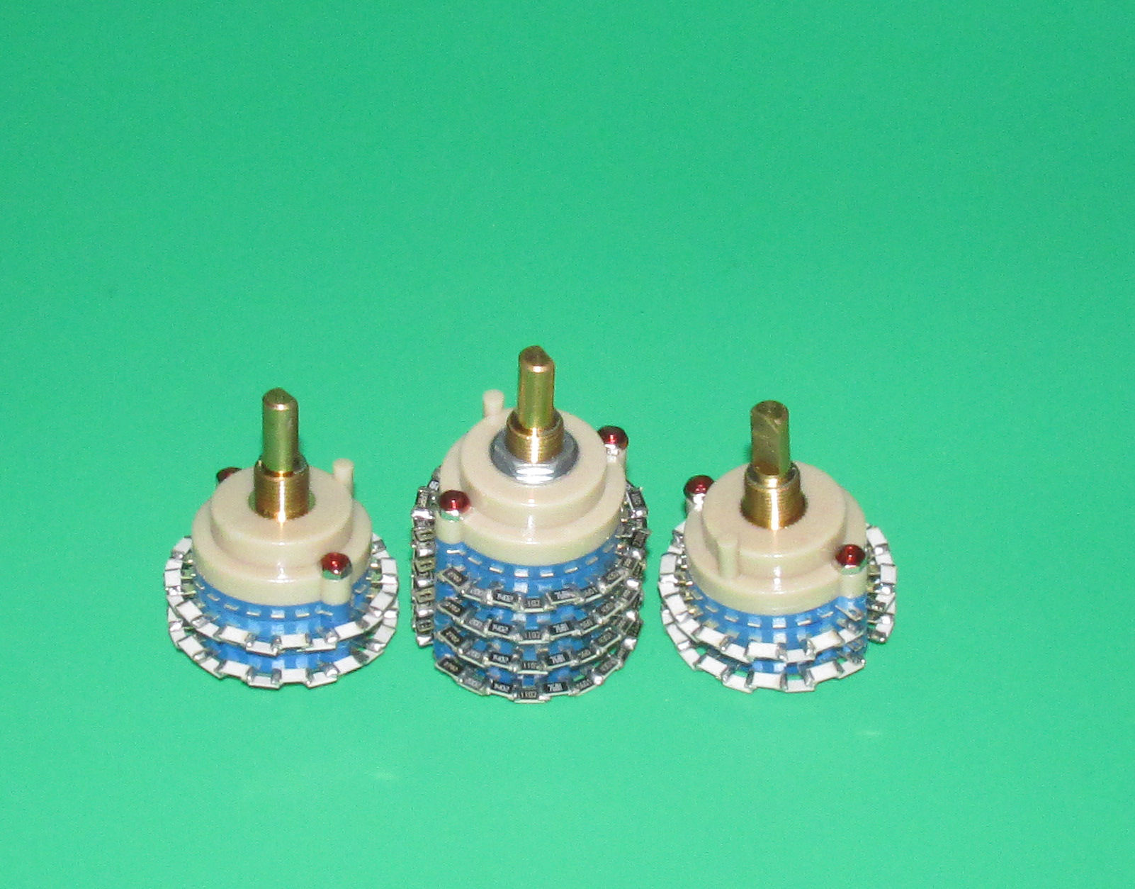 Balance with 24 gear stepping 100K 250K potentiometers balancing volume potentiometers wafer resistance welding