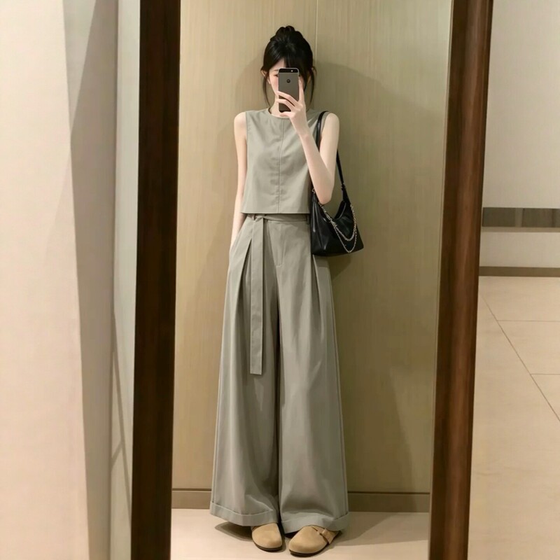 Korean-Style High-End Sportswear Set for Women, Summer Fashion, Very Attractive, Sleeveless Top, Wide-Leg Pants, Casual Two-Piece Set
