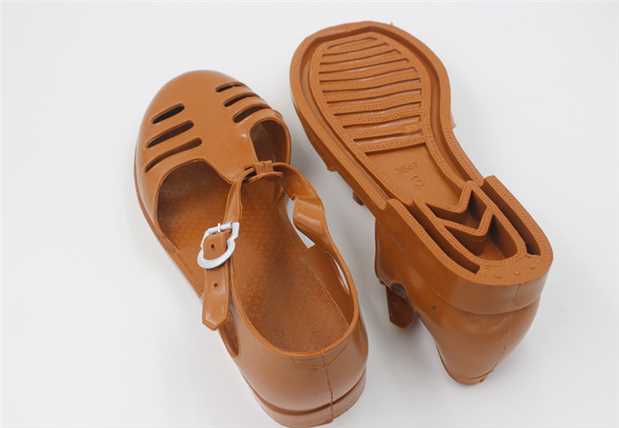 Dép nam Việt Nam Baotou vintage retro giày đi biển bằng nhựa không thấm nước La Mã cao su Namba giày mùa hè giày sục nam