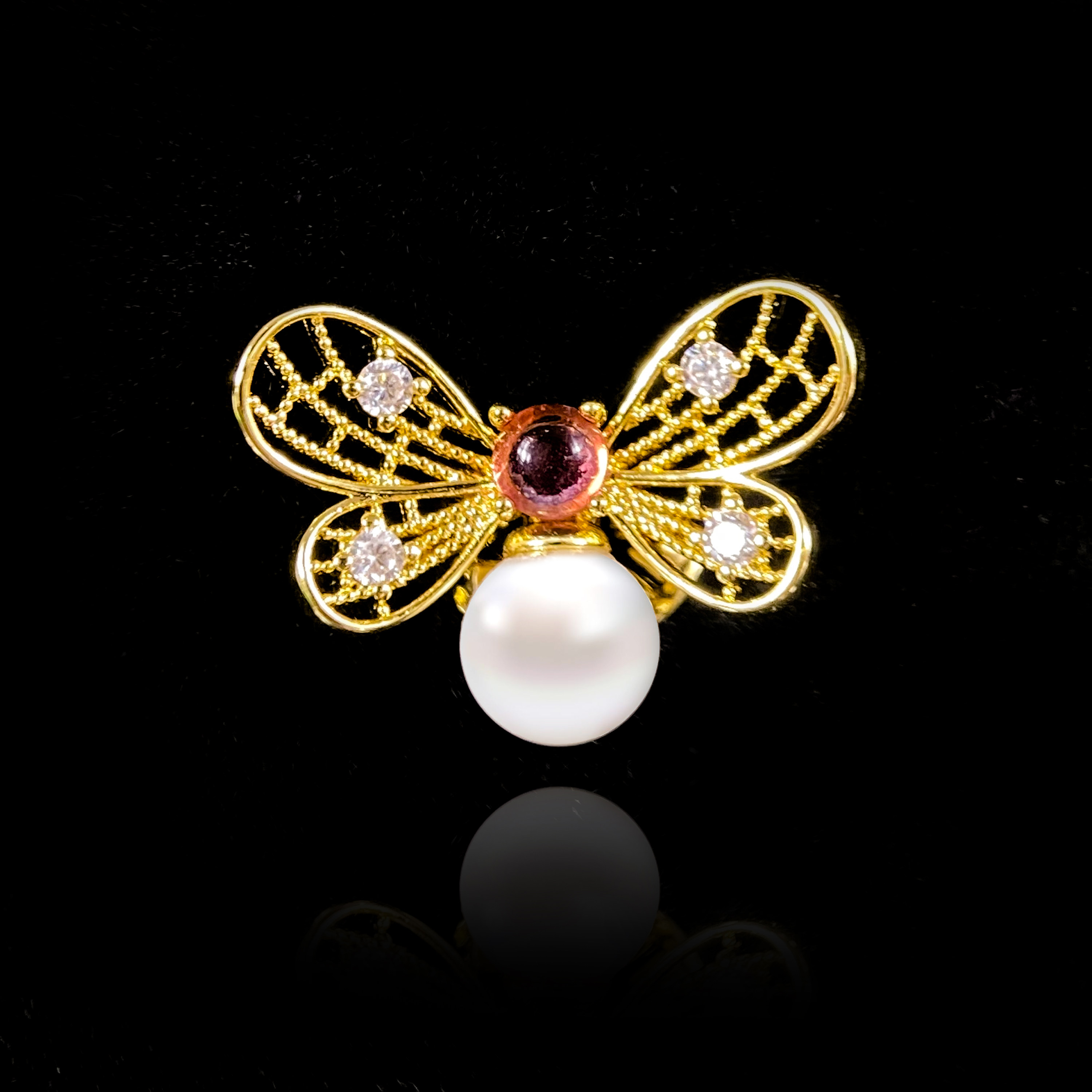Hong Kong Amberman Hollow Bee Pearl Shirt Button Brooch White Bead One