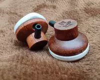 Пара белых масок