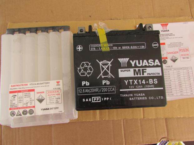 Locomotive 12v14L Battery Harley 883YTX14L-BS Tonlight Anti-polar accumulator BMW1200 Mountain leaves