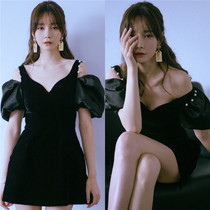 2021 spring and summer new Shen Mengchens clothes with clothes and shoulder harnesses small black dress with small black dress and small gown