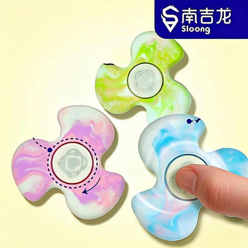 趣味旋转橡皮益智解压安全无邻苯擦拭干净