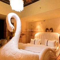 Bed and breakfast furniture Light luxury boutique hotel Fairy tale romantic theme art hotel Electric fun luxury swan water bed