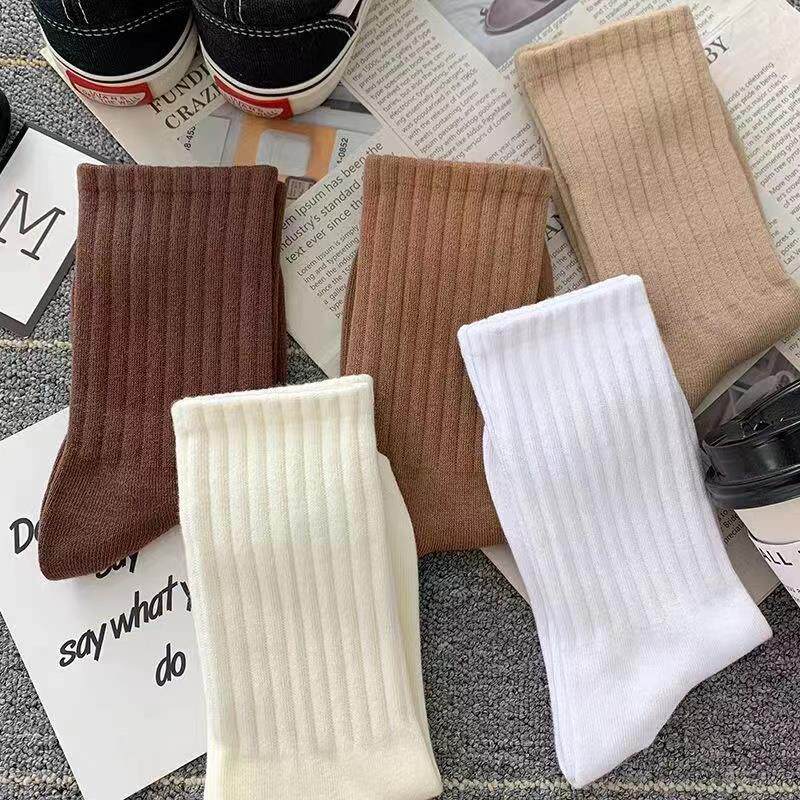20 Pairs of Men's Socks, New Spring and Summer Casual Versatile Letter Sports Style Basketball Trendy Socks, Comfortable Men's Ski Socks I